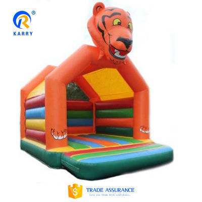 Le château à saut de tigre pour enfants en bâtonnet en PVC avec glisser-déposer gonflable