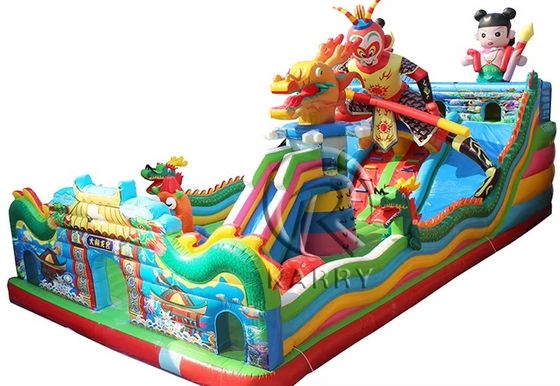 Slide combiné labyrinthe gonflable et grand château de saut pour parc d'attractions certifié EN71/CE