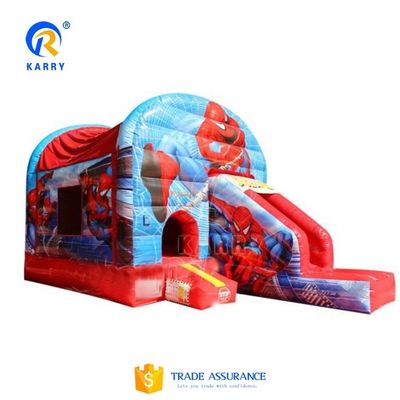 Jeux gonflables pour la fête d'anniversaire des enfants
