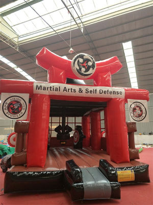 Parc d'attractions populaire Château gonflable Karaté Guerreur ninja Bouncer Château sautant