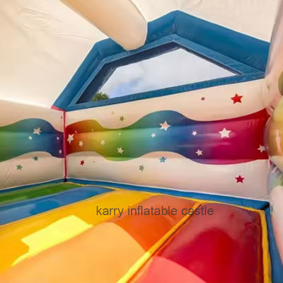 ExquisitelyOutdoor Playground pour les enfants, porte-glace gonflable avec souffleur.