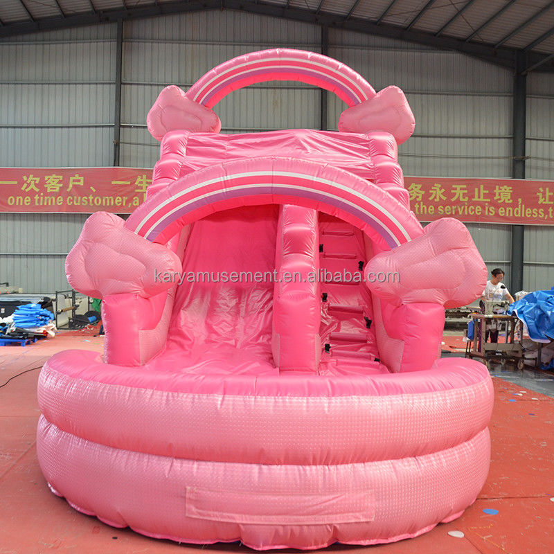 Une piscine gonflable rose pour filles, parfaite pour la location commerciale et le plaisir.