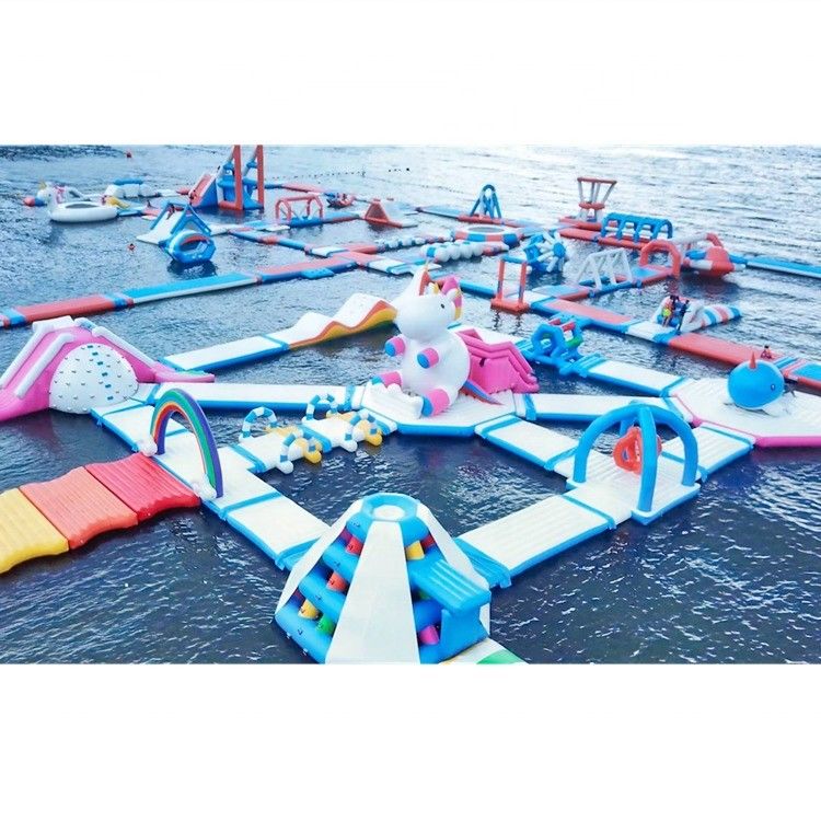 Débloquez votre enfant intérieur Parque aquatique gonflable coloré pour toute la famille