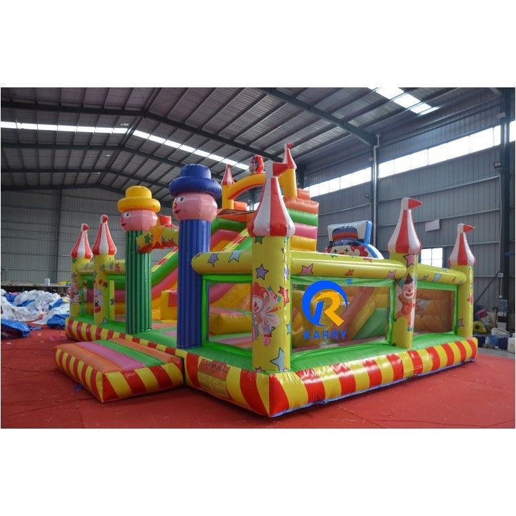 Parc aquatique à thème clown gonflable 8x6x6m pour terrain de jeux pour enfants extérieurs et intérieurs
