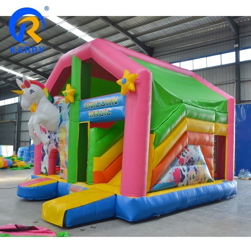 Promotion d'événements commerciaux Unicorn Bouncy Castle avec des kits de glissement et de réparation inclus