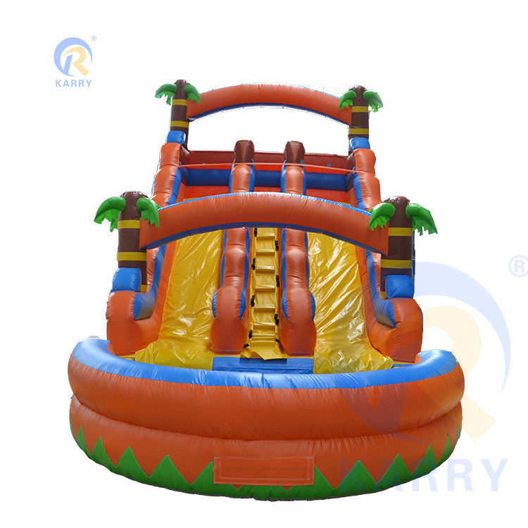 Spray d'eau à l'arbre de palmier, coussin gonflable et double coussin pour le jeu des enfants