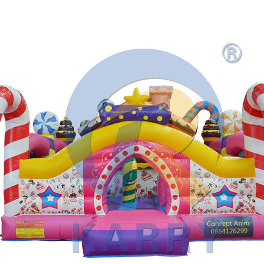 Groupe d'âge 5-7 ans Château gonflable à bonbons avec petit toboggan et obstacle
