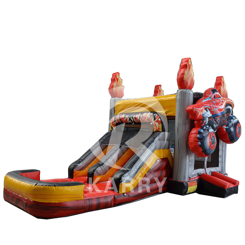 Amenez votre fête au niveau supérieur avec notre château gonflable et notre combo de diapositives.